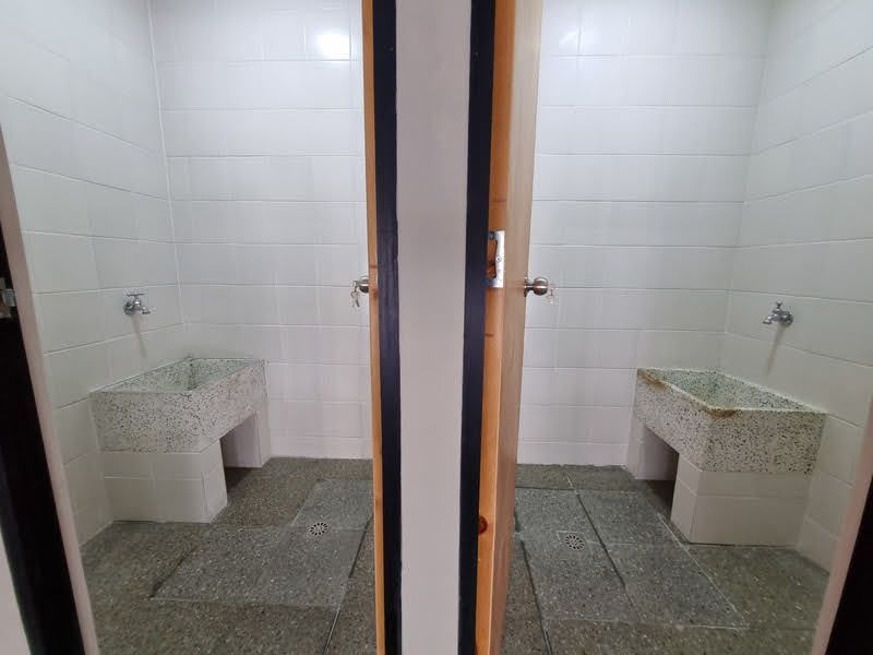 Local en arriendo ubicado en Medellín, sector Guayabal - 24