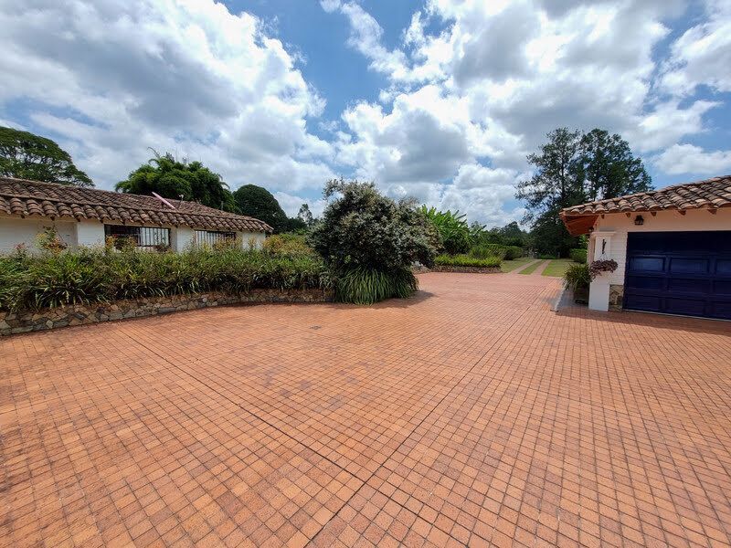 Casa en arriendo ubicada en Rionegro, sector Llanogrande - 9