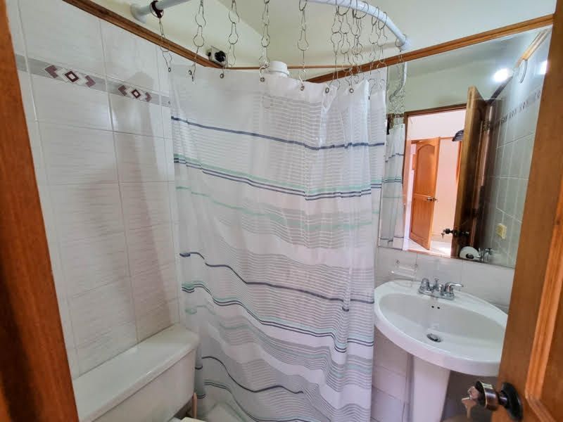 Casa en arriendo ubicada en Rionegro, sector Llanogrande - 30