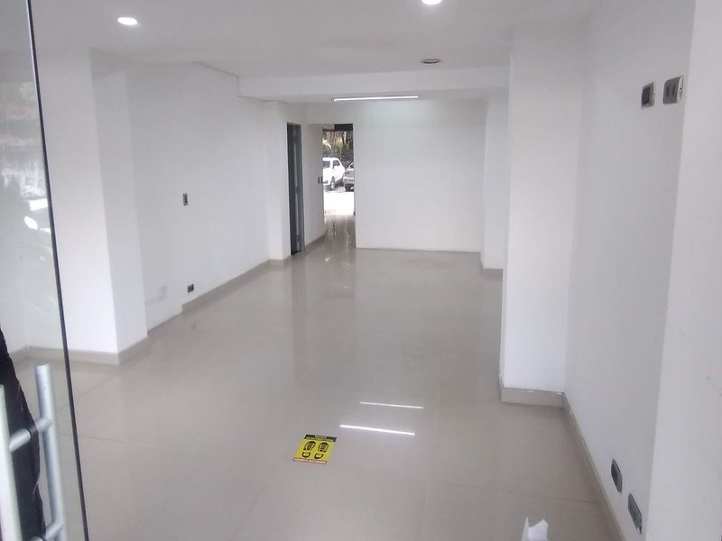 Local en arriendo ubicado en Medellín, sector Plazuelas de San Diego - 5