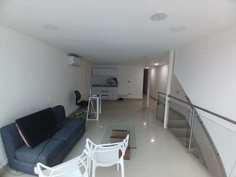 Local en arriendo ubicado en Medellín, sector La Gloria - 4