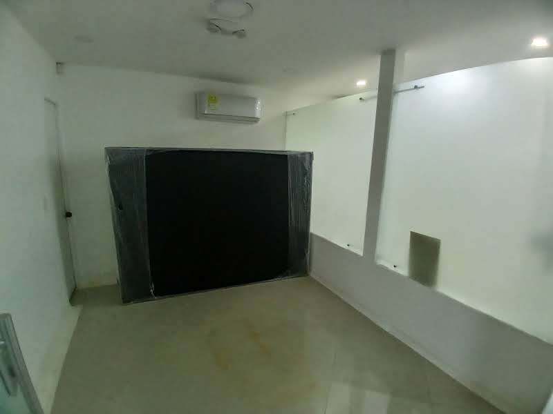 Local en arriendo ubicado en Medellín, sector La Gloria - 22