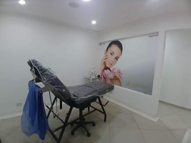 Local en arriendo ubicado en Medellín, sector La Gloria - 26