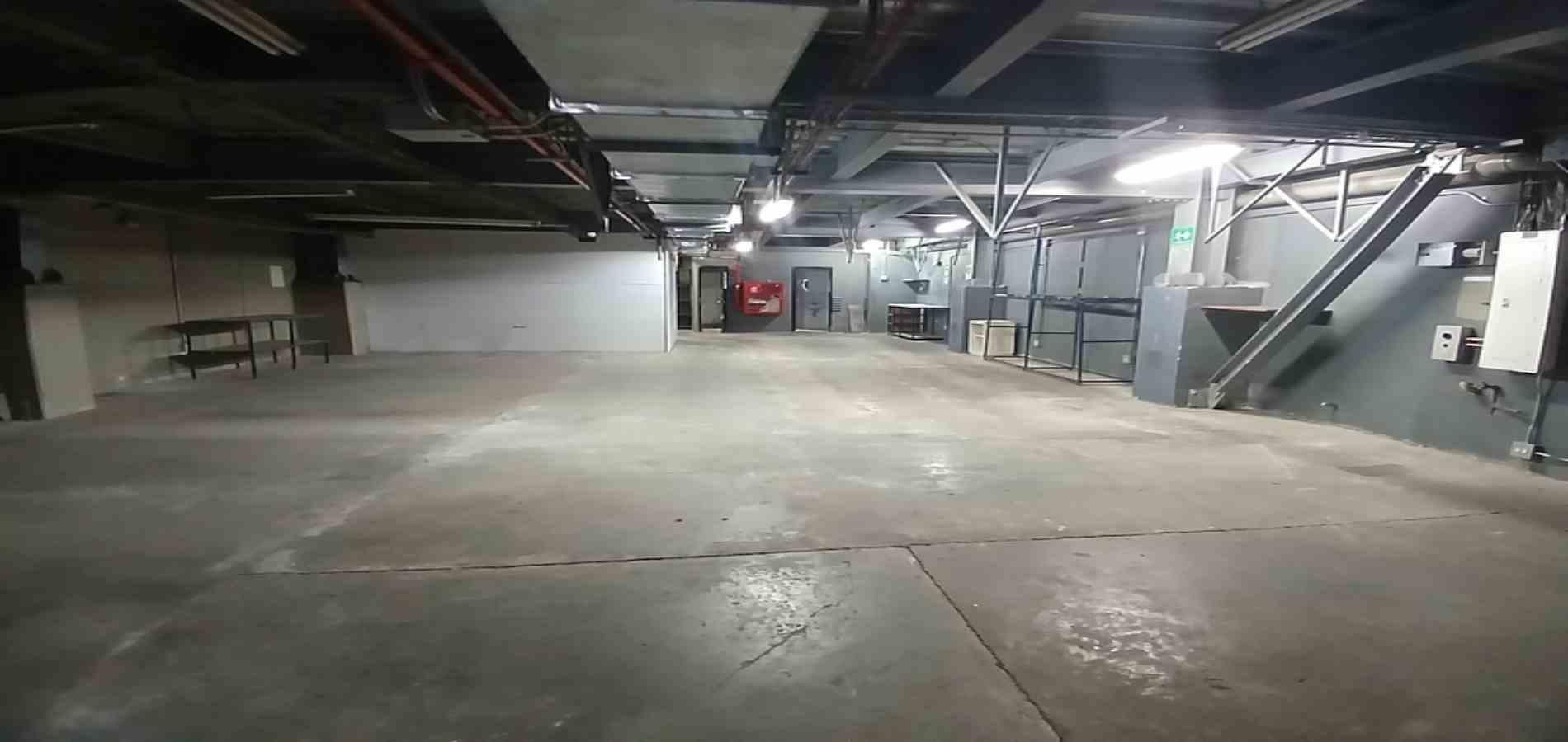 Local en arriendo ubicado en Medellín, sector Laureles - 10