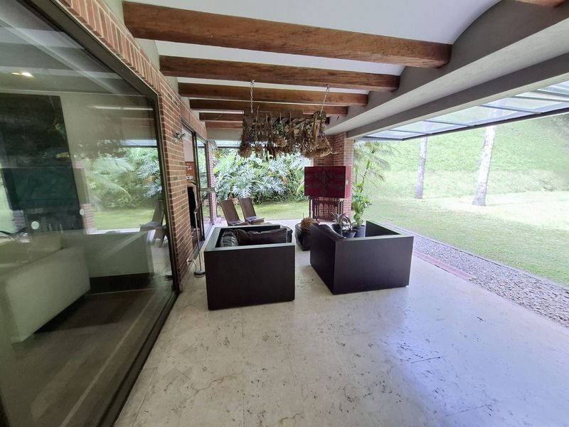 Casa en venta ubicada en Medellín, sector Altos del Poblado - 5