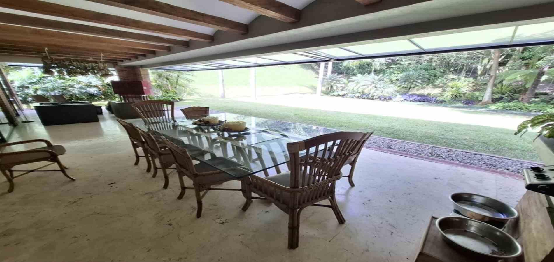 Casa en venta ubicada en Medellín, sector Altos del Poblado - 7