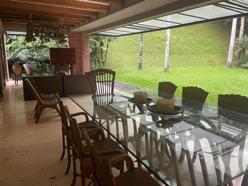 Casa en venta ubicada en Medellín, sector Altos del Poblado - 8