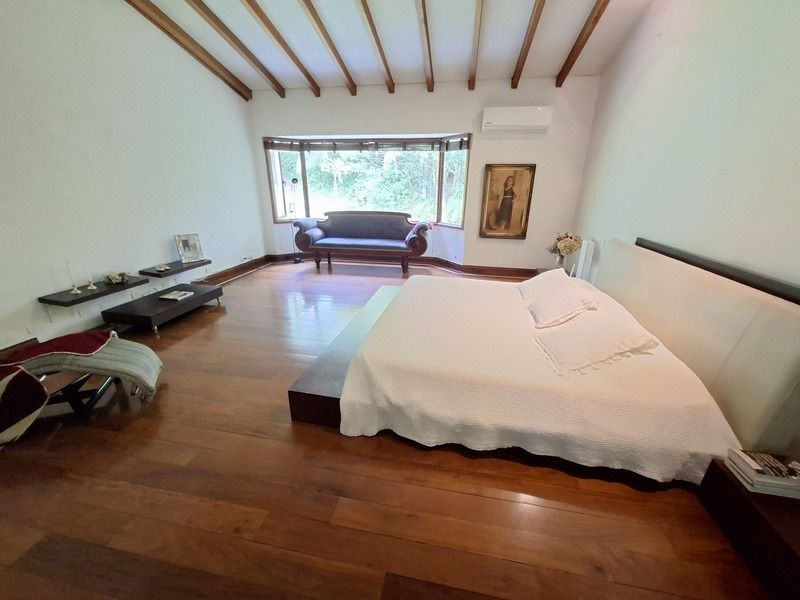 Casa en venta ubicada en Medellín, sector Altos del Poblado - 26