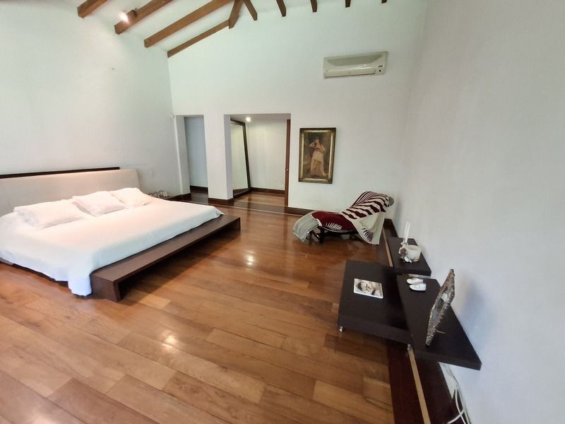 Casa en venta ubicada en Medellín, sector Altos del Poblado - 28