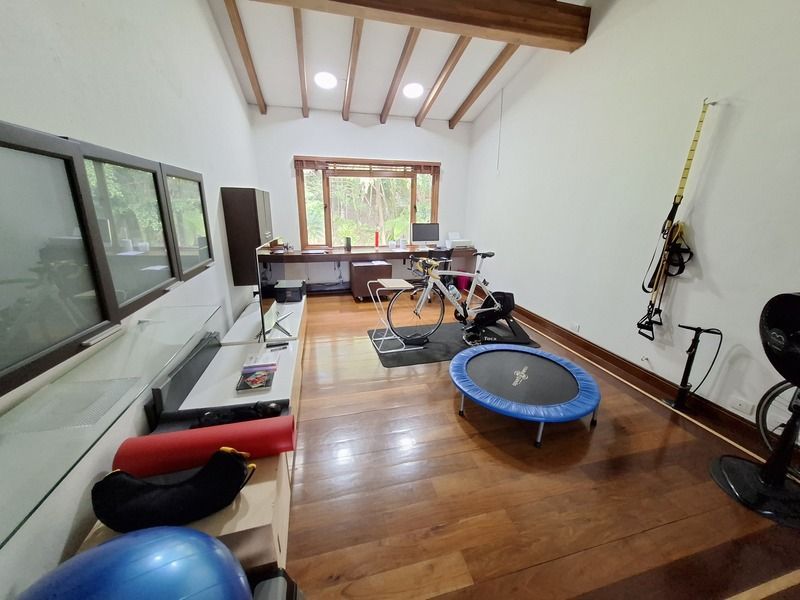 Casa en venta ubicada en Medellín, sector Altos del Poblado - 41
