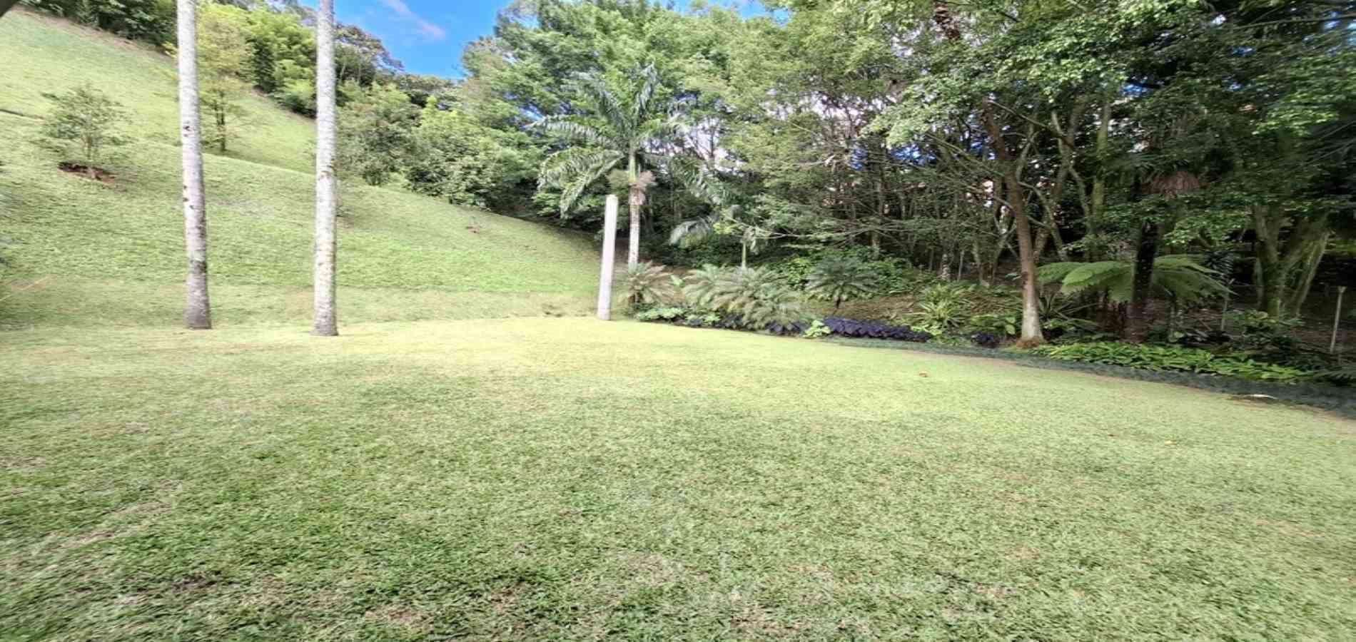 Casa en venta ubicada en Medellín, sector Altos del Poblado - 46