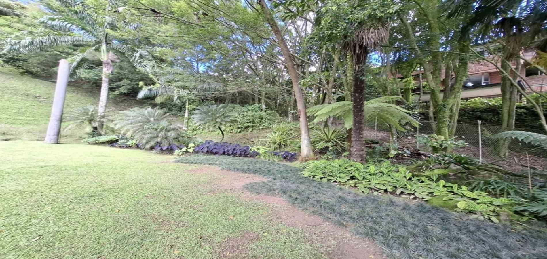 Casa en venta ubicada en Medellín, sector Altos del Poblado - 47