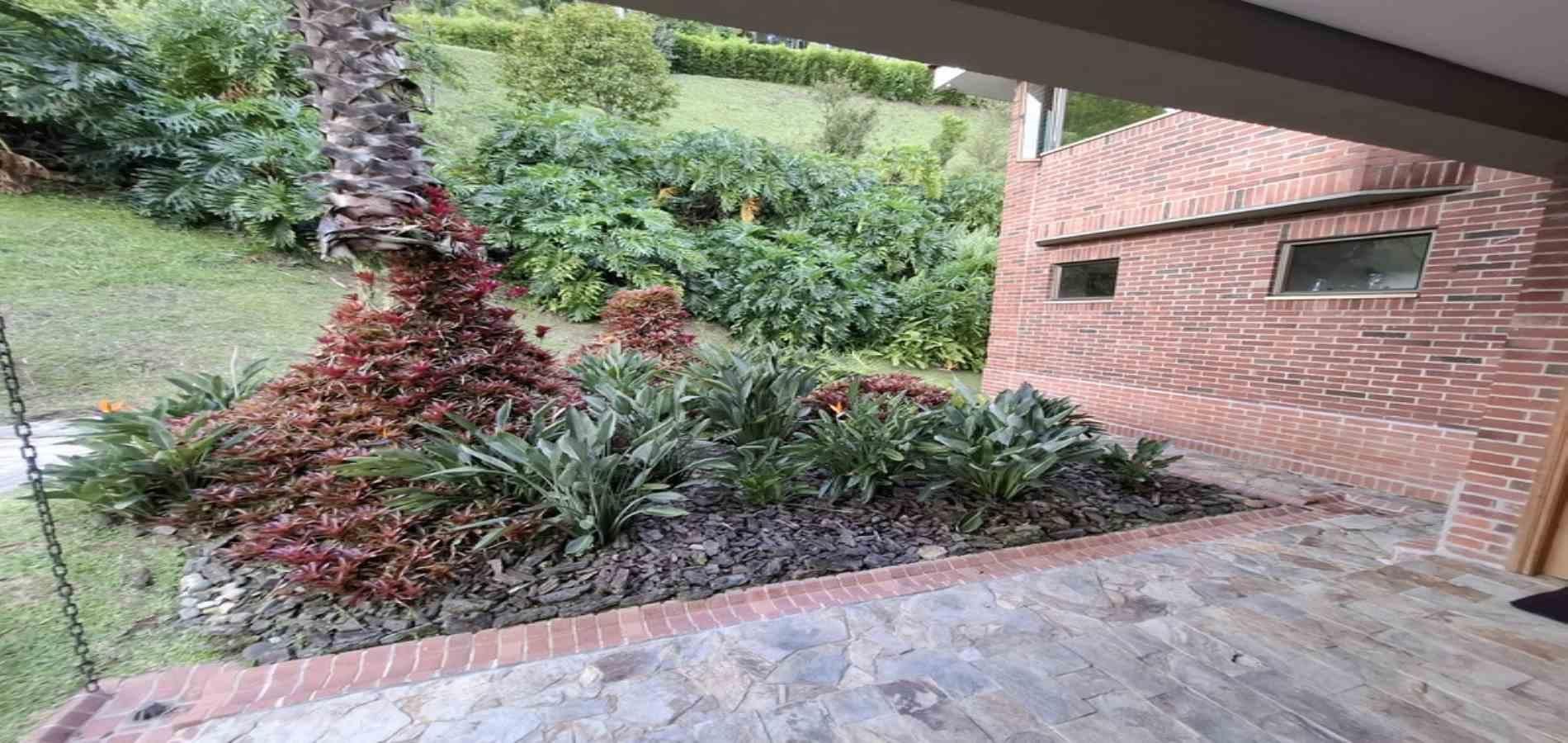 Casa en venta ubicada en Medellín, sector Altos del Poblado - 48