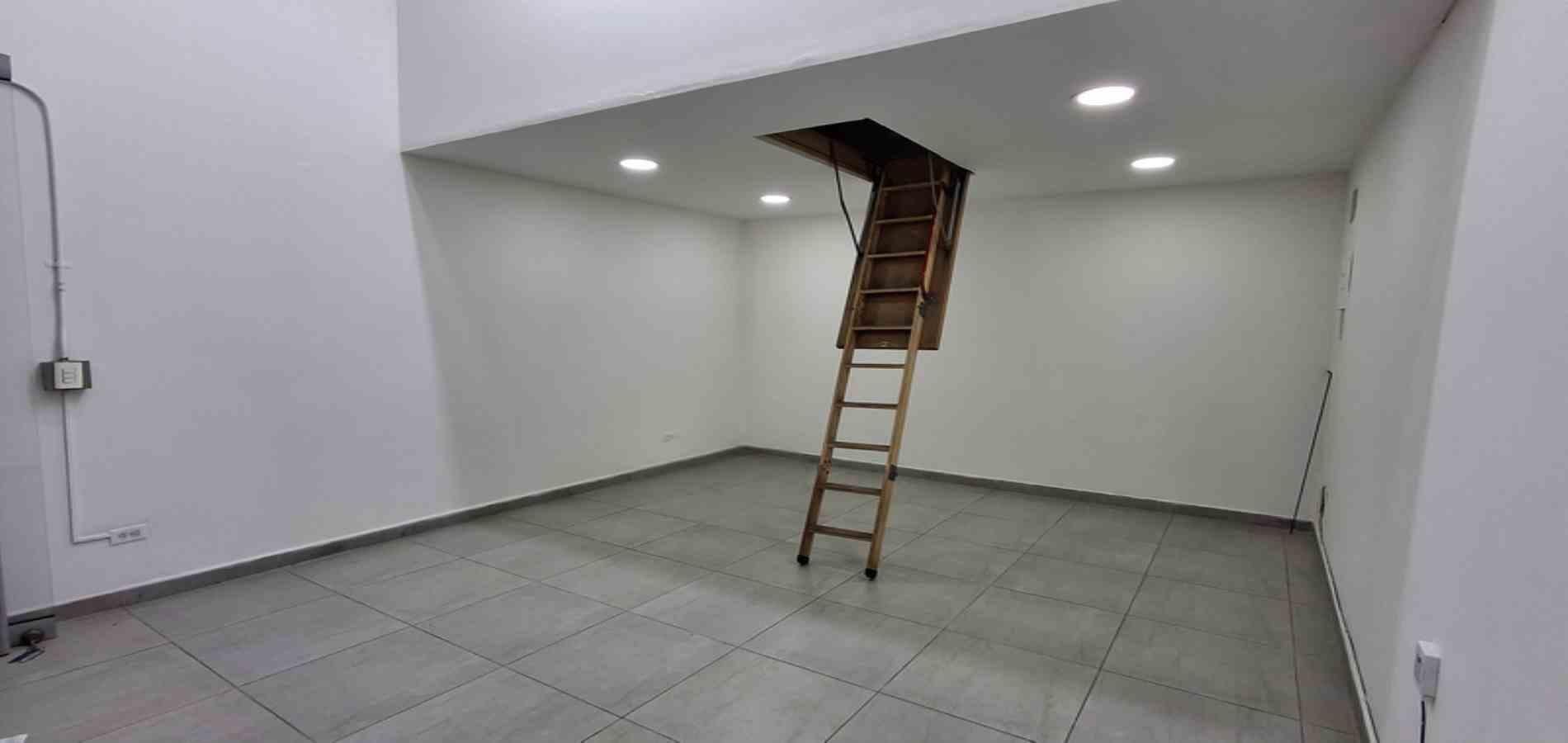 Local en arriendo ubicado en Medellín, sector Universidad - 7