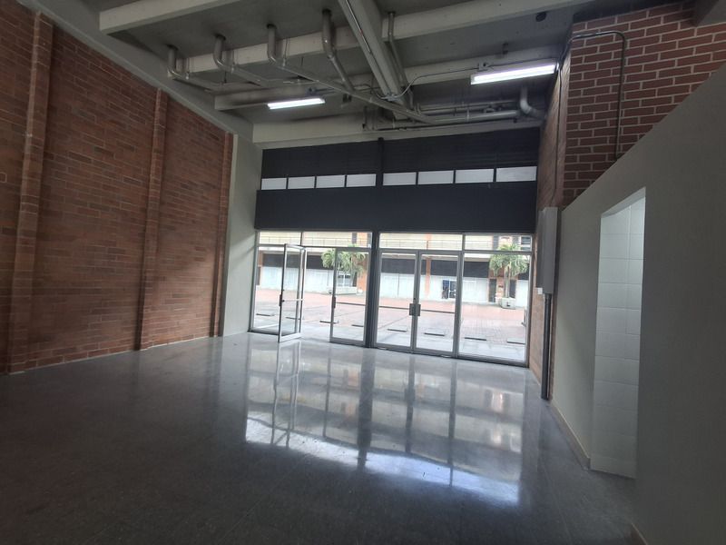 Local en arriendo ubicado en Medellín, sector Guayabal - 9