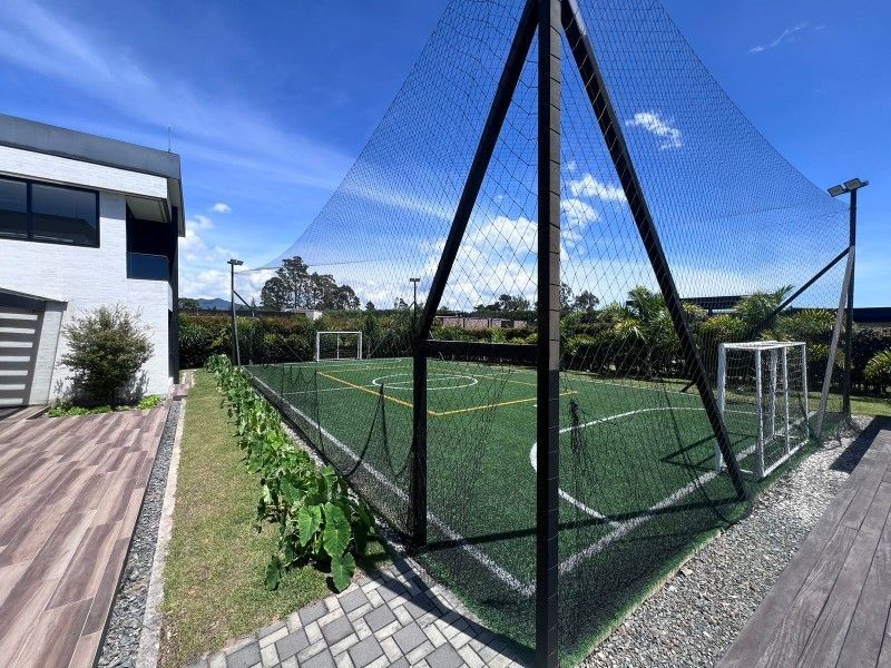 Casa en arriendo ubicada en Rionegro, sector Llanogrande - 29