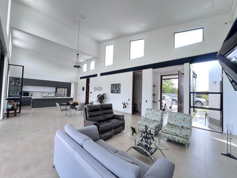 Casa en venta ubicada en Rionegro, sector Llanogrande - 3