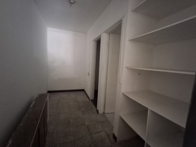 Local en arriendo ubicado en Medellín, sector Laureles - 7
