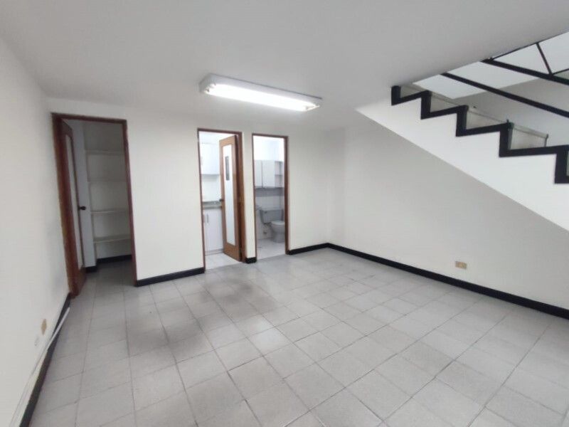 Local en arriendo ubicado en Medellín, sector Avenida Nutibara - 6
