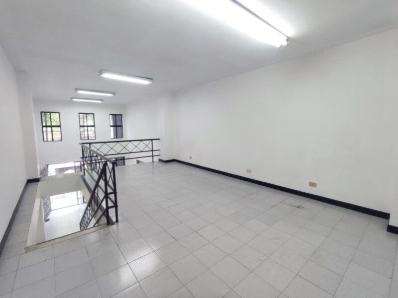 Local en arriendo ubicado en Medellín, sector Avenida Nutibara - 9