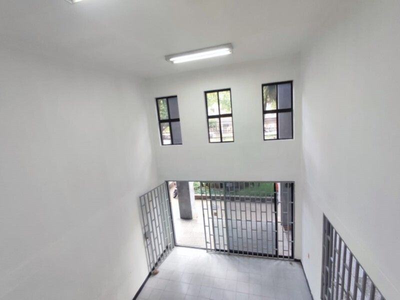 Local en arriendo ubicado en Medellín, sector Avenida Nutibara - 14