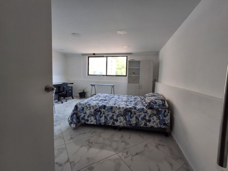 Local en arriendo ubicado en Medellín, sector Belén la Gloria - 9