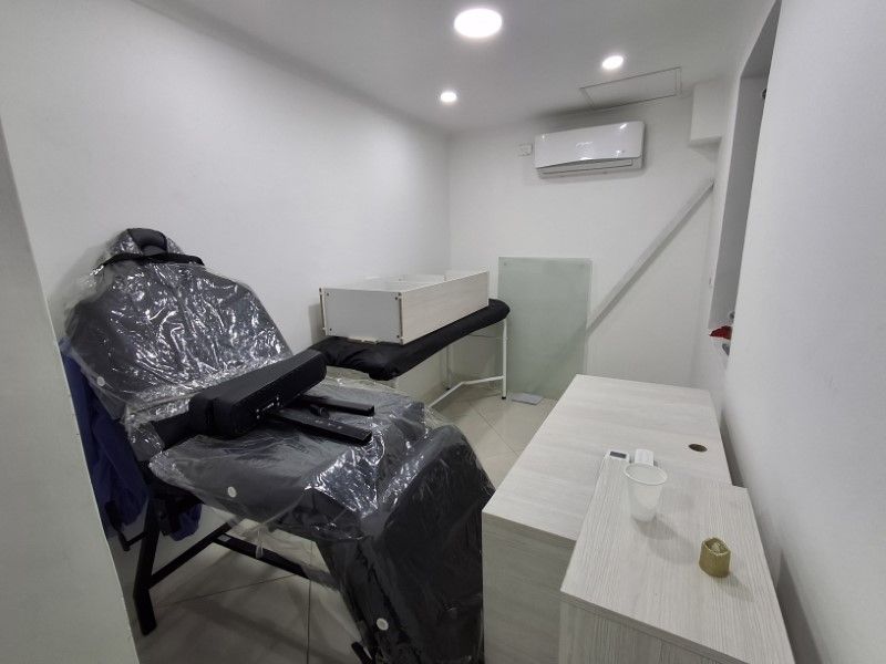 Local en arriendo ubicado en Medellín, sector Belén la Gloria - 10