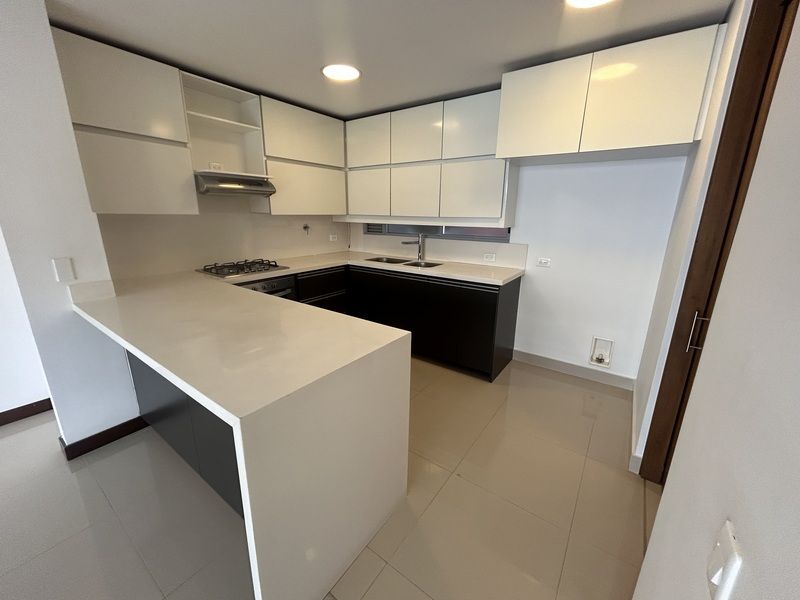 Apartamento en arriendo ubicado en Medellín, sector Los Balsos - 3