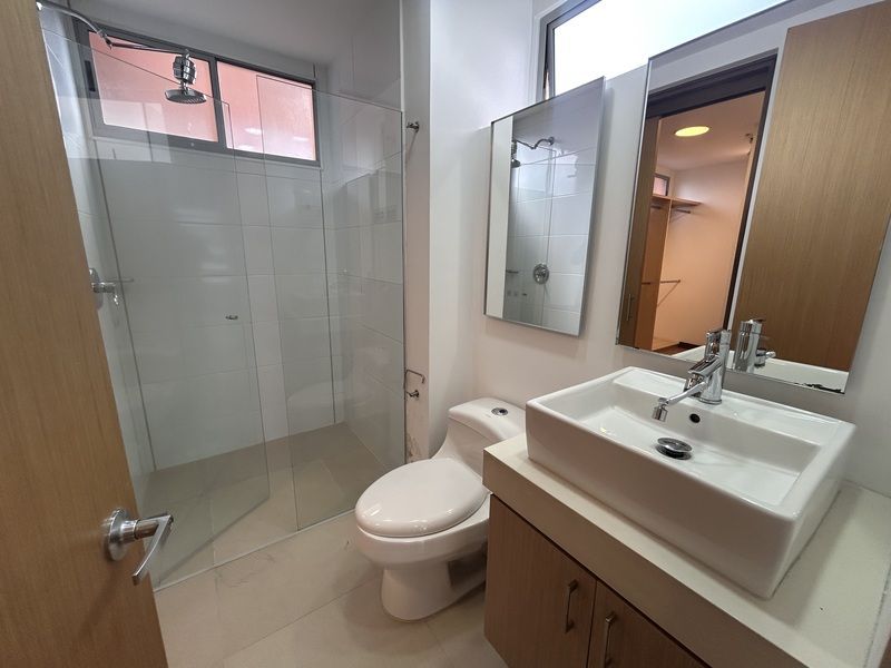 Apartamento en arriendo ubicado en Medellín, sector Los Balsos - 12