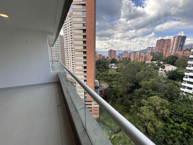 Apartamento en arriendo ubicado en Medellín, sector Los Balsos - 15
