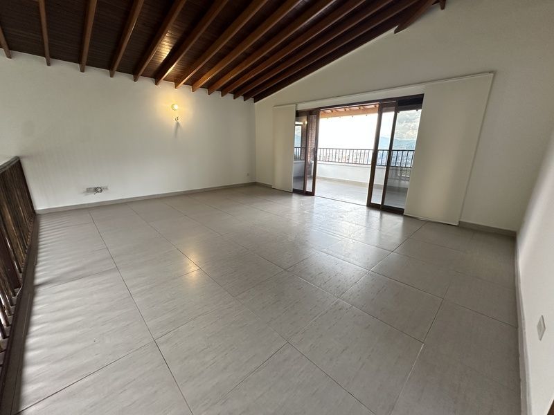 Casa en arriendo ubicada en Envigado, sector Las Antillas - 3