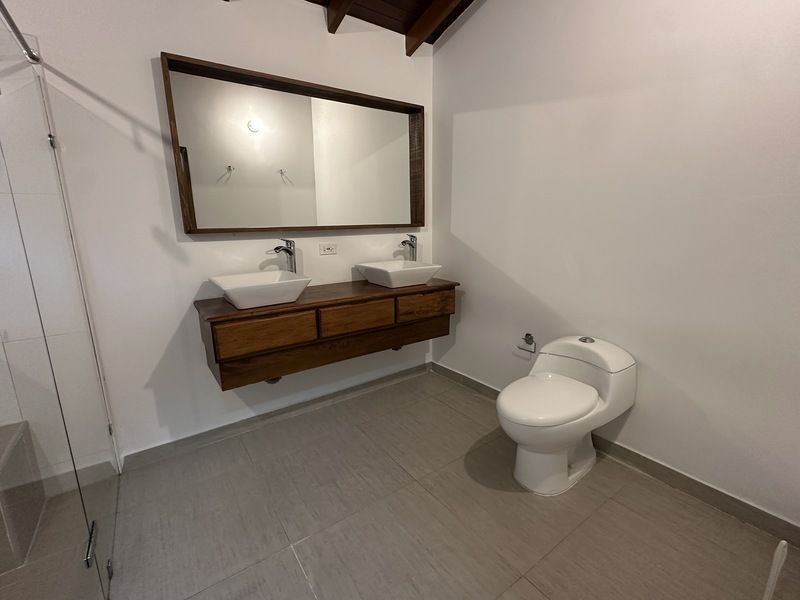 Casa en arriendo ubicada en Envigado, sector Las Antillas - 19