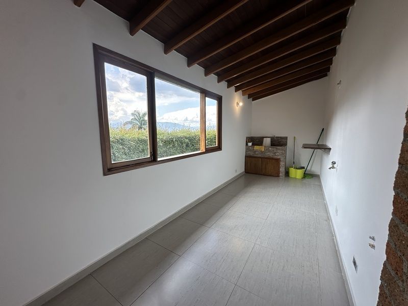 Casa en arriendo ubicada en Envigado, sector Las Antillas - 21