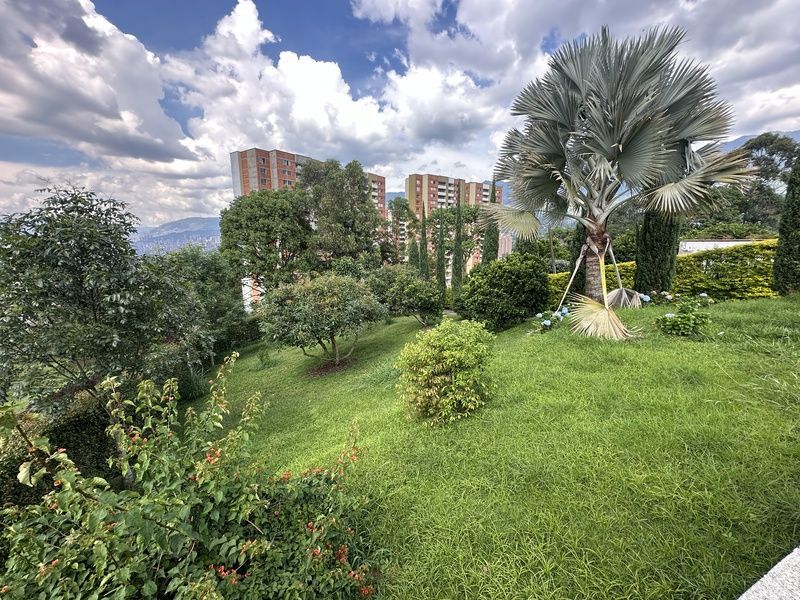 Casa en arriendo ubicada en Envigado, sector Las Antillas - 28