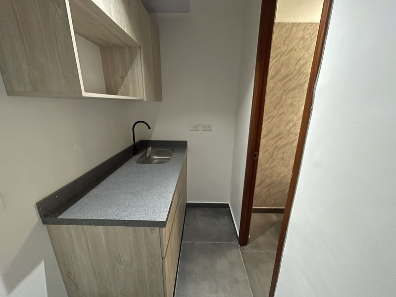 Oficina en arriendo ubicada en Envigado, sector La Frontera - 7
