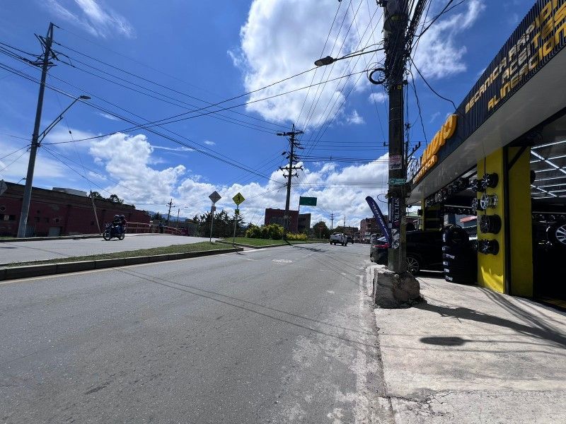 Local en venta ubicado en Rionegro, sector Los Lagos - 5