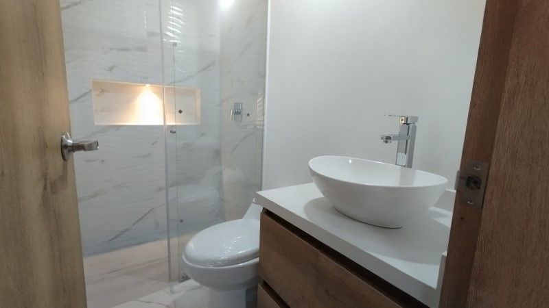 CASA EN ARRIENDO UBICADA EN LA CEJA SECTOR VIVA - 18