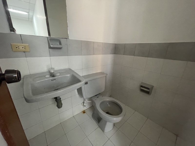 OFICINA EN ARRIENDO UBICADA EN MEDELLIN SECTOR AV NUTIBARA - 4