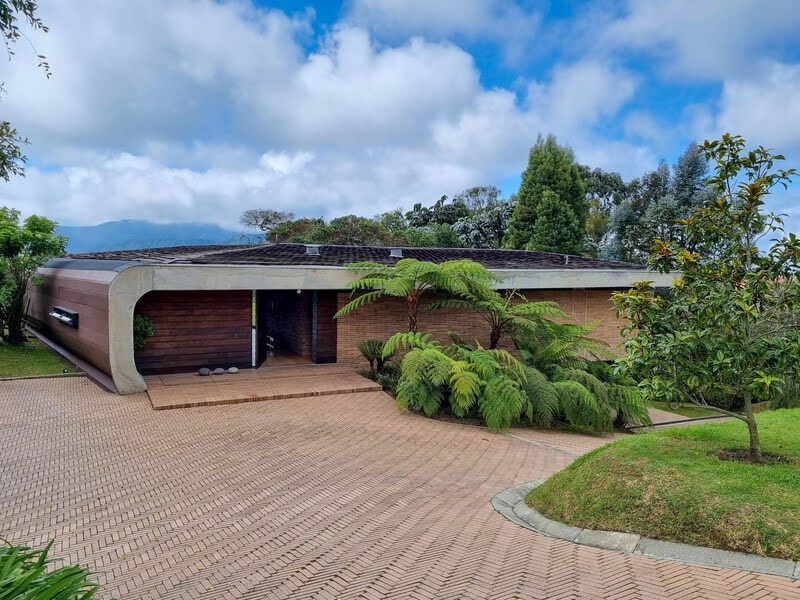 Casa en venta ubicada en Envigado, sector Alto de las Palmas - 2