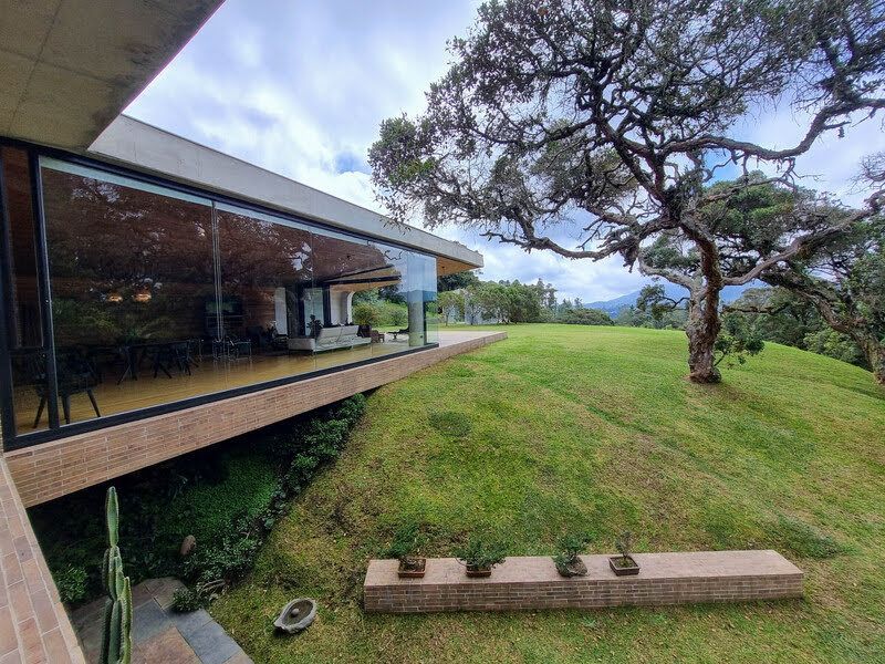 Casa en venta ubicada en Envigado, sector Alto de las Palmas - 55