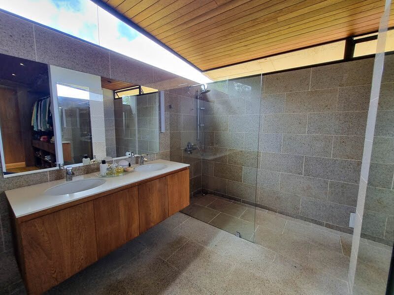 Casa en venta ubicada en Envigado, sector Alto de las Palmas - 58