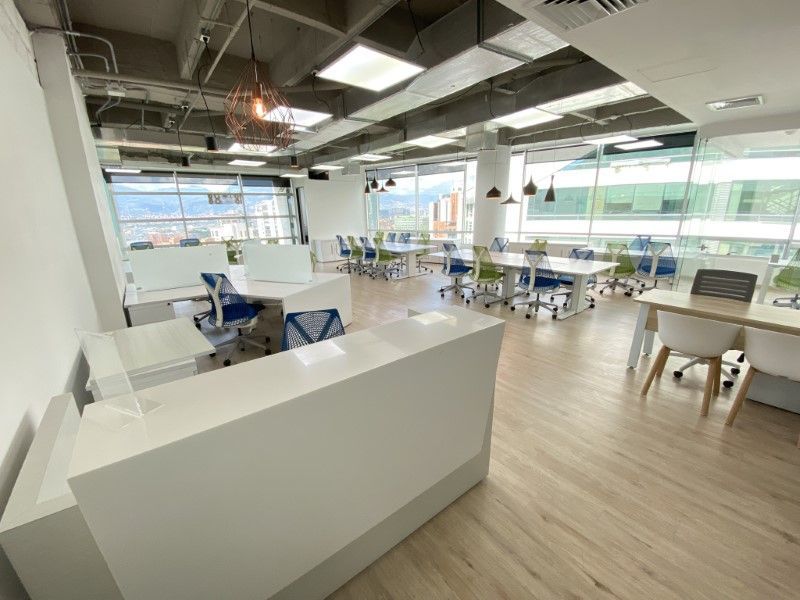 Oficina en arriendo ubicada en Medellín, sector Milla de Oro - 2
