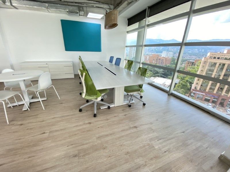 Oficina en arriendo ubicada en Medellín, sector Milla de Oro - 4