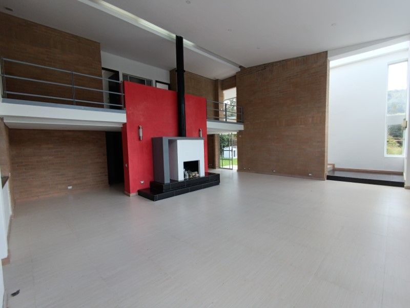 Casa en venta ubicada en Envigado, sector Loma del Escobero - 3