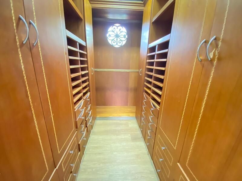 Casa en arriendo ubicada en Envigado, sector Loma de Benedictinos - 15