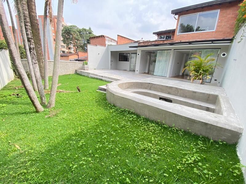 Casa en arriendo ubicada en Envigado, sector Loma de Benedictinos - 24