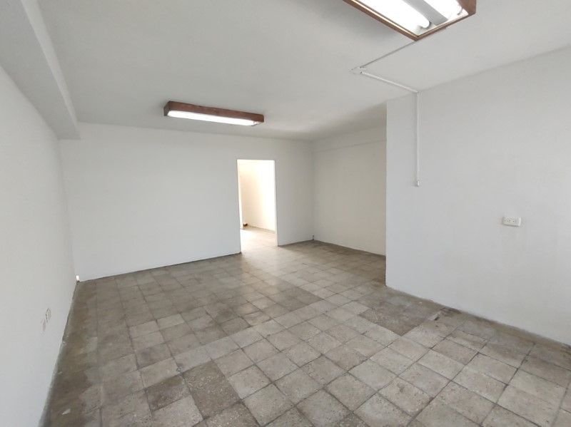 Local en venta ubicado en Itagüí, sector Simón Bolívar - 9