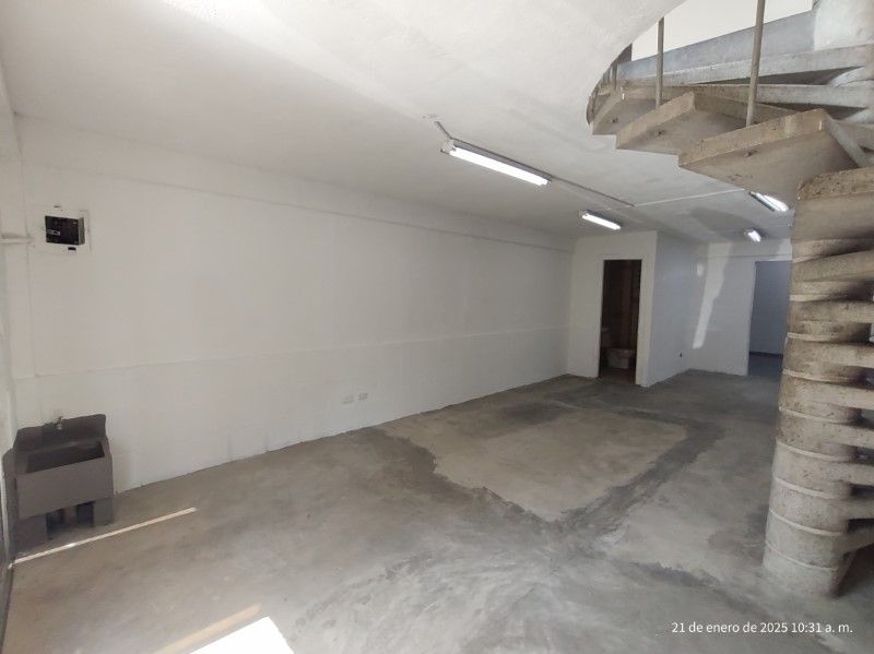 Local en venta ubicado en Itagüí, sector Simón Bolívar - 10