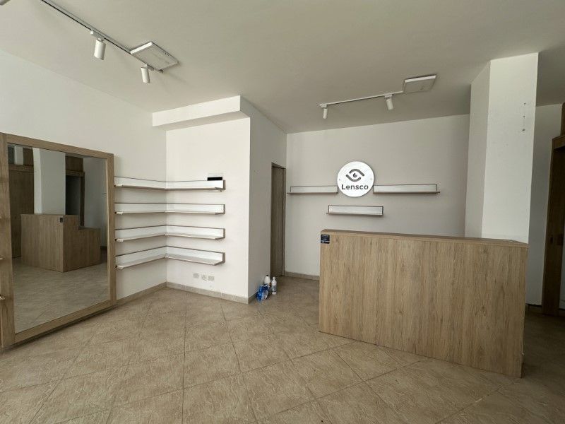 Local en arriendo ubicado en Rionegro, sector Centro - 2