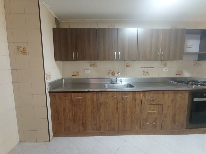 Apartamento en venta ubicado en Medellín, sector Aguacatala - 4